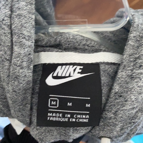 Nike high neck hoodie - Picture 4 of 4